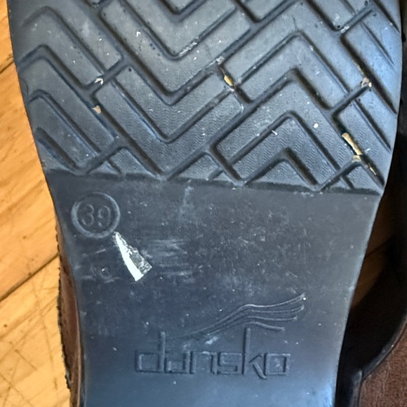 Dansko Women’s clogs